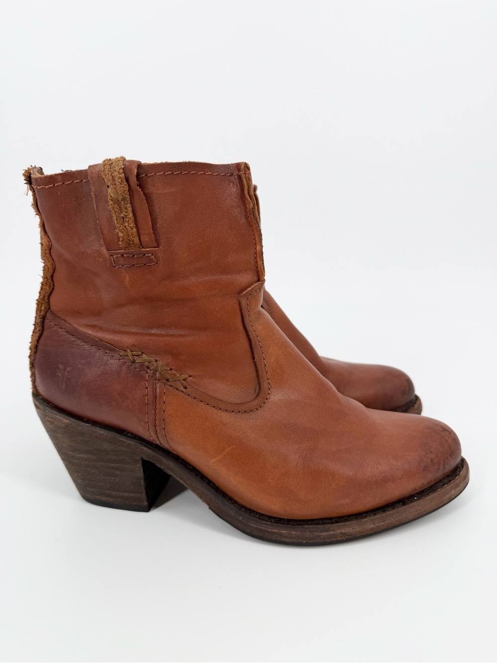Frye Leslie Artisan Short Ankle Boots Leather